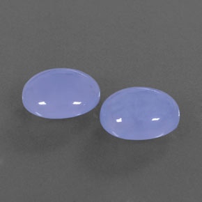 カラットの天然ラベンダーブルーカルセドニー（11.9×10.1 mm・オーバルカット）