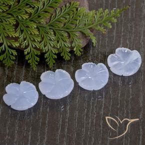 Shop natural 31.20ct バイオレットブルー カルセドニー gems, フラワーカット, from ブラジル at GemSelect. In stock, global shipping!
