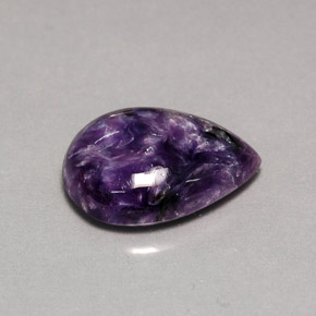 5.55カラットの天然バイオレットチャロアイト（14.9×11.6 mm・洋梨の形）