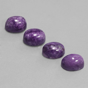 カラットの天然バイオレットチャロアイト（8.3×6.2 mm・オーバルカット）