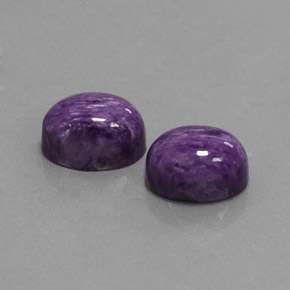 カラットの天然バイオレットチャロアイト（9.3×6.9 mm・オーバルカット）
