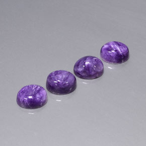 カラットの天然バイオレットチャロアイト（9.2×7.2 mm・オーバルカット）