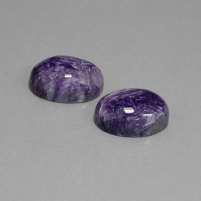 カラットの天然バイオレットチャロアイト（13.6×10 mm・オーバルカット）
