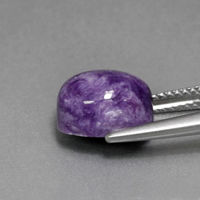 4.43カラットの天然バイオレットチャロアイト（10.3×8.3 mm・オーバルカット）