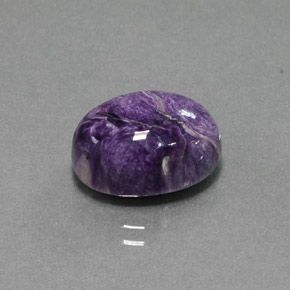 7.53カラットの天然バイオレットチャロアイト（14.2×10.2 mm・オーバルカット）