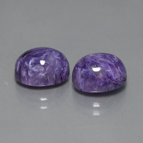 カラットの天然バイオレットチャロアイト（9.2×7 mm・オーバルカット）