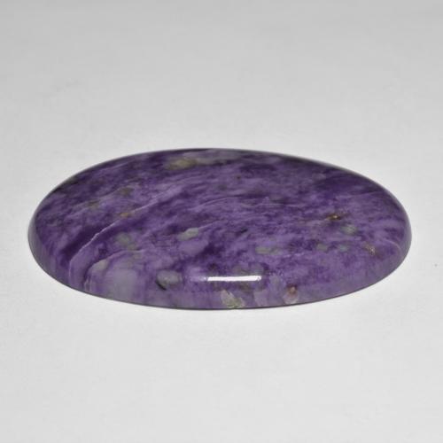 72.93カラットの天然ベルベットパープルバイオレットチャロアイト（47.5×28.8 mm・オーバルカット）
