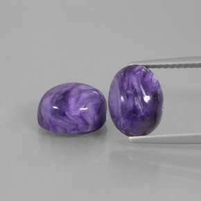 カラットの天然バイオレットチャロアイト（9.2×7.3 mm・オーバルカット）