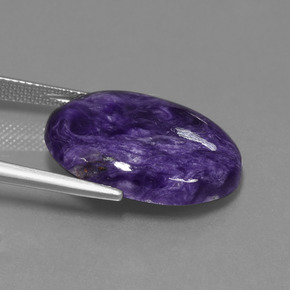 15.00カラットの天然バイオレットチャロアイト（22.1×16.1 mm・オーバルカット）