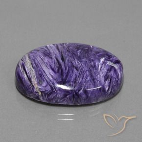 38.12カラットの天然ディープバイオレットチャロアイト（30.3×22.2 mm・オーバルカット）