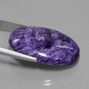29.80カラットの天然ベルベットパープルバイオレットチャロアイト（29.9×22.2 mm・オーバルカット）