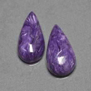 12.53カラットの天然バイオレットチャロアイト（18.9×9.7 mm・洋梨の形）