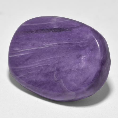15.18カラットの天然ベルベットパープルバイオレットチャロアイト（22.1×16.7 mm・オーバルカット）