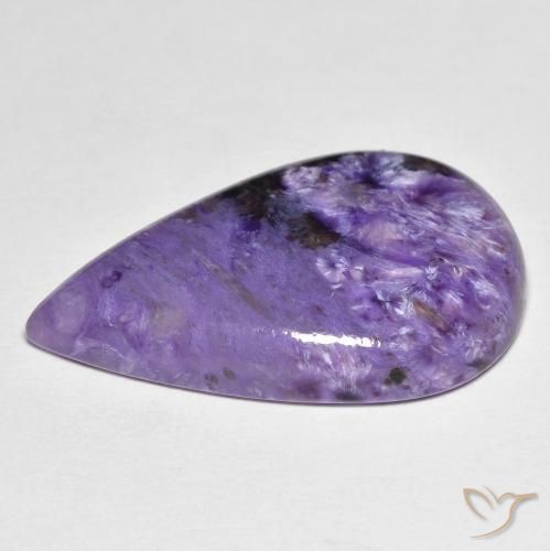 11.83カラットの天然ミディアムバイオレットチャロアイト（24.2×14.8 mm・洋梨の形）