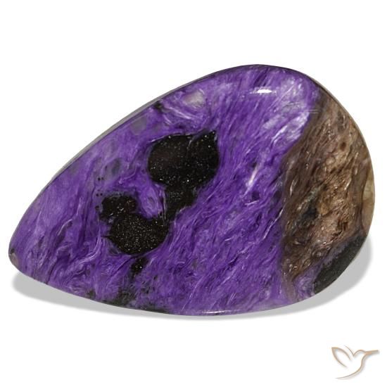 34.66カラットの天然Medium Dark-Violetチャロアイト（33.9×22 mm・洋梨の形）