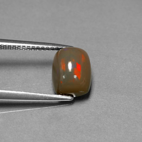 1.78カラットの天然マルチカラーチョコレートオパール、クッションカット、オペーク