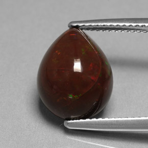 5.45カラットの天然マルチカラーチョコレートオパール（13.4×10.2 mm・洋梨の形）