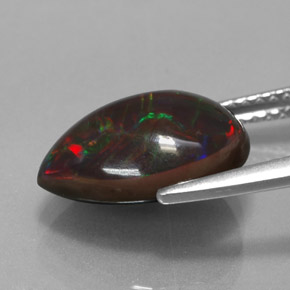 3.01カラットの天然マルチカラーチョコレートオパール（12.7×9.6 mm・洋梨の形）