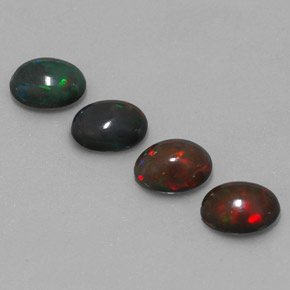 カラットの天然マルチカラーチョコレートオパール（8.1×6.1 mm・オーバルカット）