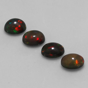 カラットの天然マルチカラーチョコレートオパール（7.1×5.1 mm・オーバルカット）