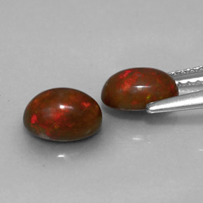カラットの天然マルチカラーチョコレートオパール（7.1×5.1 mm・オーバルカット）