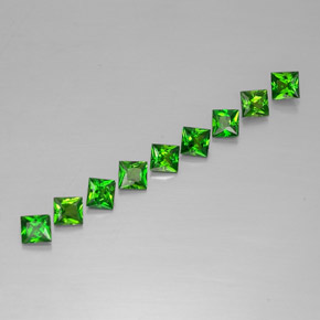カラットの天然グリーンクロムダイオプサイド（3.2×3.1 mm・四角）