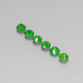 カラットの天然グリーンクロムダイオプサイド（3.52 mm・ラウンドカット）