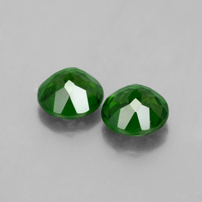 自然派の商品を探す ct グリーン クロム透輝石 宝石, ラウンドカット, ロシア からGemSelectで. 在庫あり、世界各国へ発送!