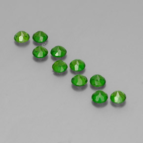 カラットの天然グリーンクロムダイオプサイド（3.80 mm・ラウンドカット）
