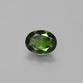 1.68カラットの天然グリーンクロムダイオプサイド（9×7 mm・オーバルカット）