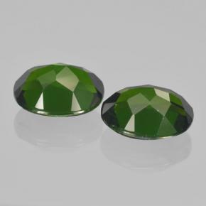 4.37カラットの天然グリーンクロムダイオプサイド（9.2×7.1 mm・オーバルカット）