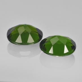 カラットの天然グリーンクロムダイオプサイド（9×6.9 mm・オーバルカット）