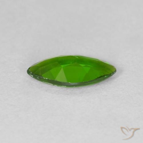 0.89カラットの天然Medium Dark-Greenクロム透輝石、マーキーズ、VS