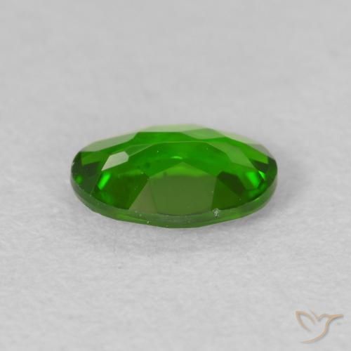 0.59カラットの天然Medium Dark-Greenクロム透輝石、楕円形、VVS-VS