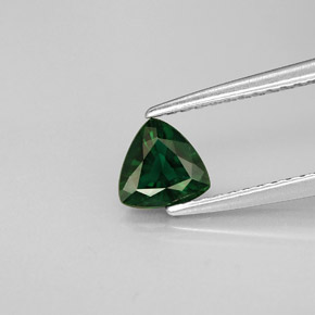 0.47カラットの天然グリーンクロムトルマリン（5.5×5.4 mm・トリリアント）