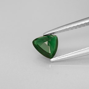 0.47カラットの天然グリーンクロムトルマリン（5.5×5.4 mm・トリリアント）