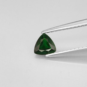 0.29カラットの天然グリーンクロムトルマリン（4.8×4.7 mm・トリリアント）