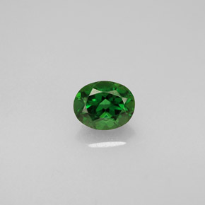 0.36カラットの天然グリーンクロムトルマリン（4.9×4 mm・オーバルカット）