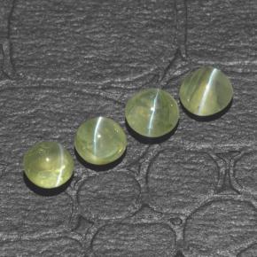 1.42カラットの天然黄色がかった緑Chrysoberyl Cat's Eye（3.98 mm・ラウンドカット）