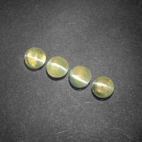 カラットの天然黄色がかった緑Chrysoberyl Cat's Eye（4.04 mm・透明）