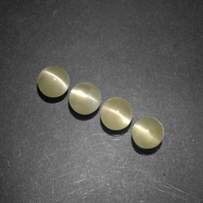 カラットの天然ゴールデンChrysoberyl Cat's Eye（3.99 mm・透明）