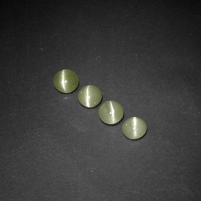 カラットの天然黄色がかった緑Chrysoberyl Cat's Eye（3.82 mm・透明）