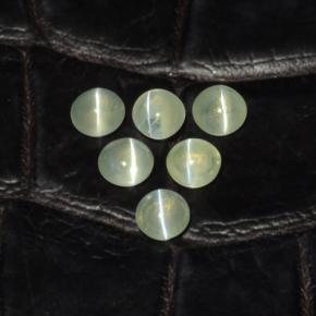 2.00カラットの天然黄色がかった緑Chrysoberyl Cat's Eye（3.94 mm・ラウンドカット）