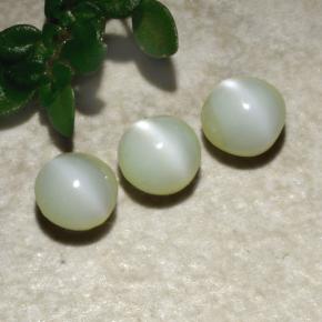 Shop natural 1.31ct グリーン リソベリルキャッツアイ gems, ラウンド, from インド at GemSelect. In stock, global shipping!