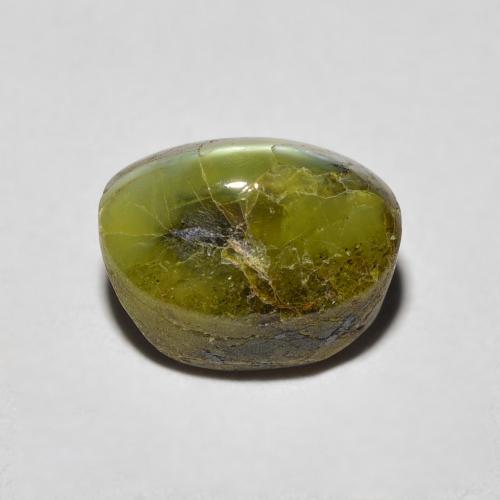 3.69カラットの天然ディープグリーンChrysoberyl Cat's Eye（8.7×6.3 mm・オーバルカット）