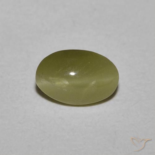 0.54ct 天然 黄みがかったグリーン リソベリルキャッツアイ, 楕円形, 半透明