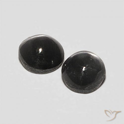 Shop natural 0.41ct 濃い灰色 リソベリルキャッツアイ gems, 楕円形, from スリランカ at GemSelect. In stock, global shipping!