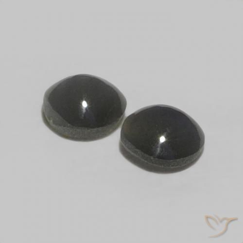 Shop natural 0.38ct 薄い緑がかった灰色 リソベリルキャッツアイ gems, 楕円形, from スリランカ at GemSelect. In stock, global shipping!