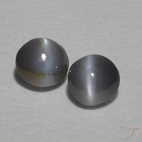 0.28ctw 天然 灰色 リソベリルキャッツアイ, 楕円形, オペーク