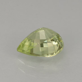 1.27カラットの天然ゴールデングリーンクリソベリル（7.5×6 mm・洋梨の形）